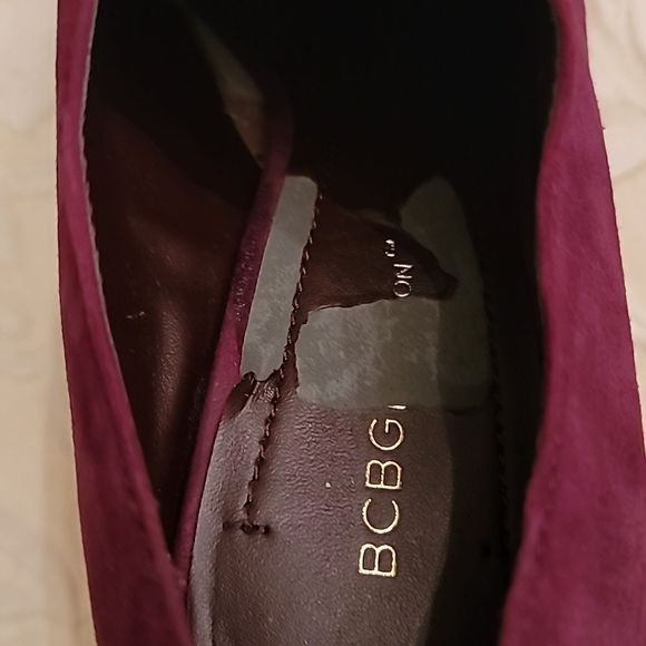BCBG Priyah Burgundy Suede Booties - Picture 15 of 16